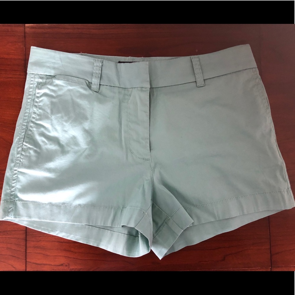 J. Crew chino shorts size 4 NWT